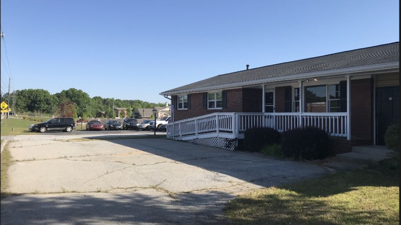 2322 Loganville Hwy, Grayson, GA 30017