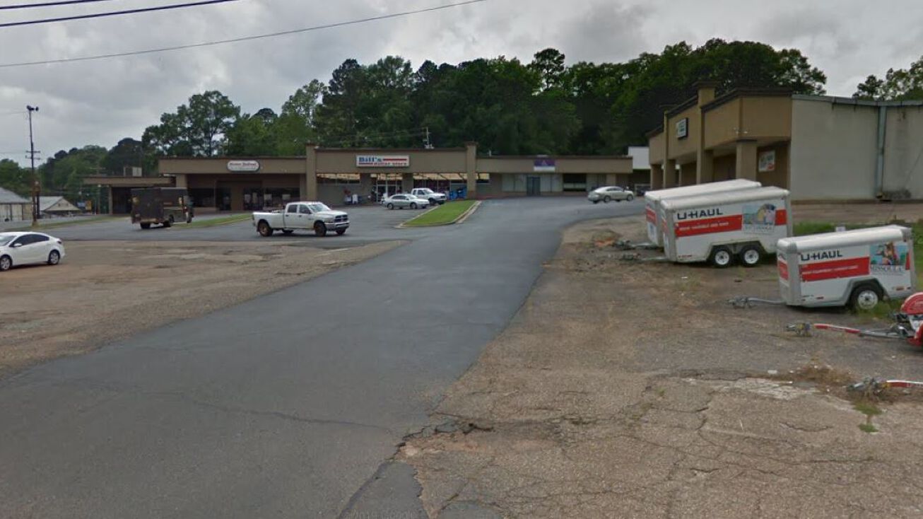 112 W Main St, Homer, LA 71040 Mixed Use Property for Sale Shopping