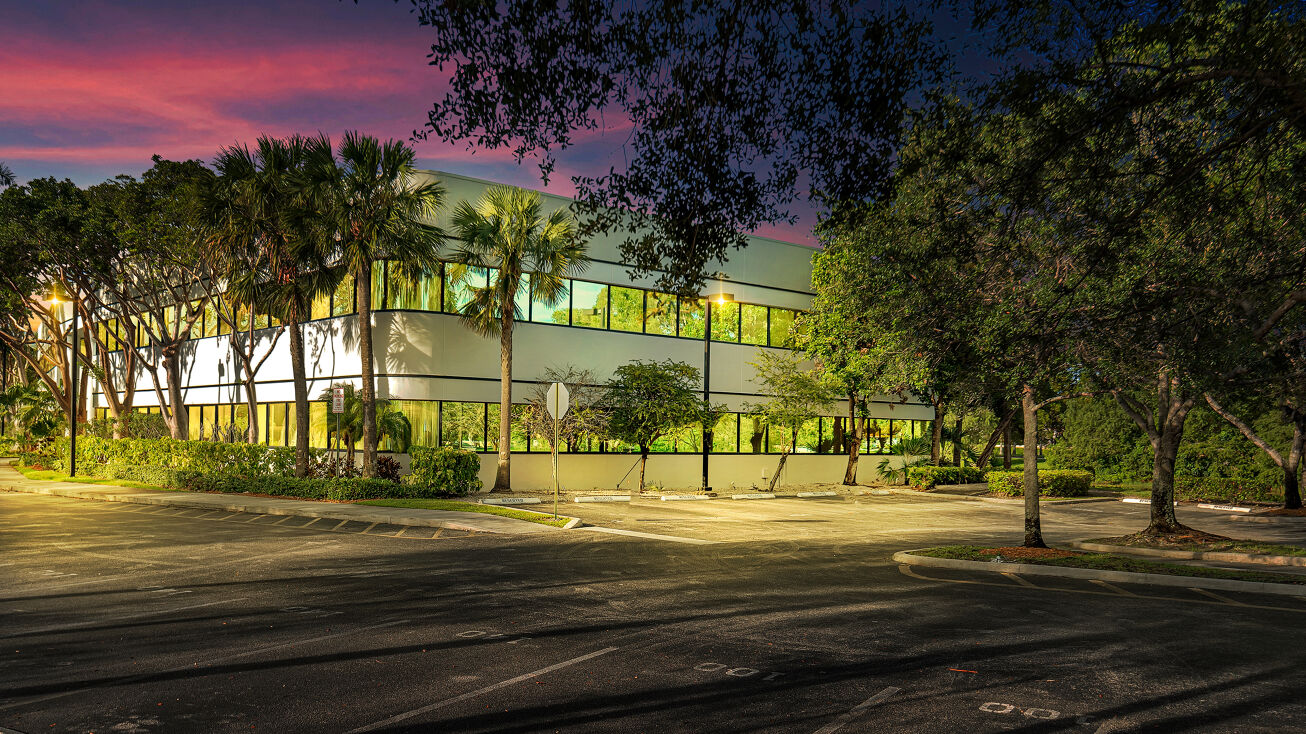 13680 NW 5th St, Sunrise, FL 33325 Office Property for Sale