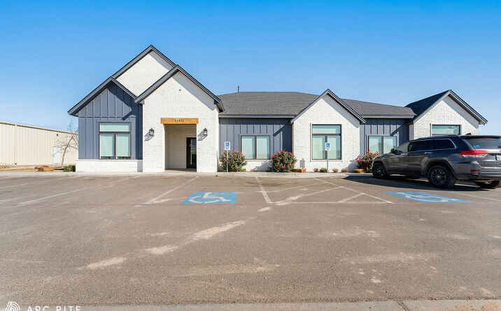 Pictures of Office property located at 11931 Frankford Ave, Lubbock, TX 79424 for sales - image #1