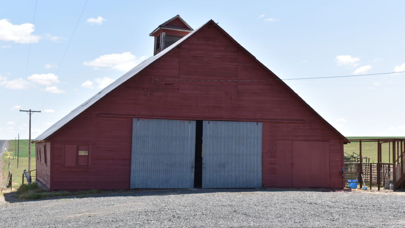 2270 Mesa Kahlotus Rd, Connell, WA 99326