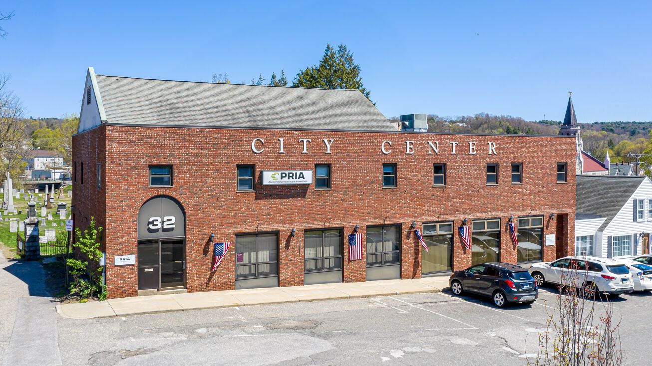 32 City Hall Avenue, Torrington, CT 06790