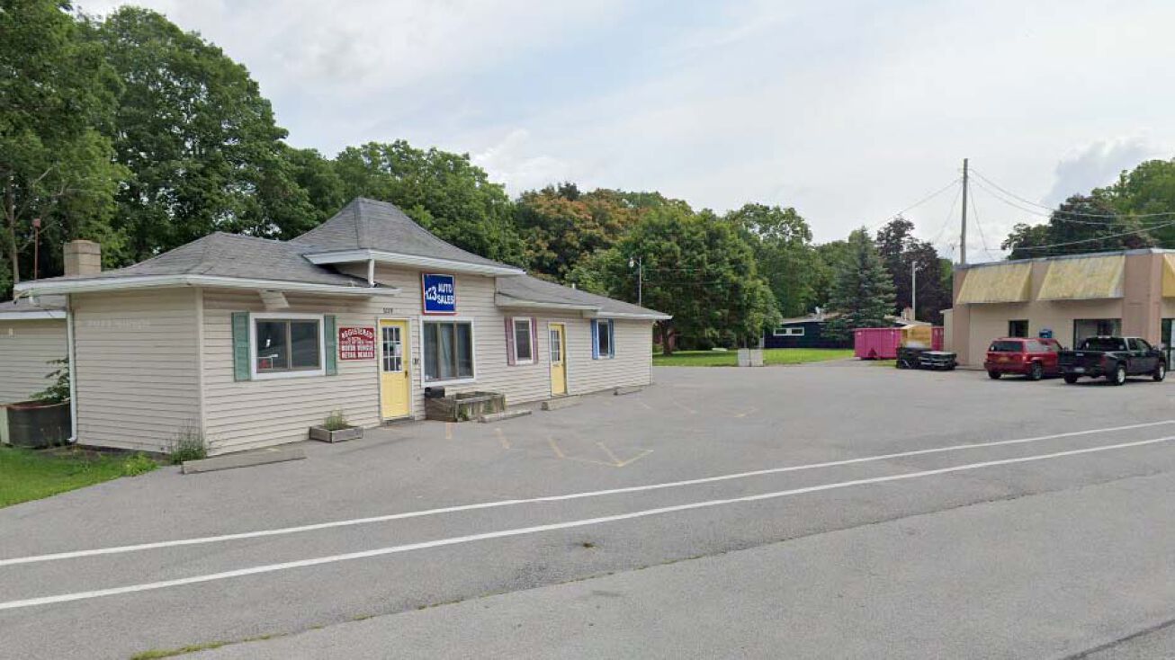 32353229 State St, Caledonia, NY 14423