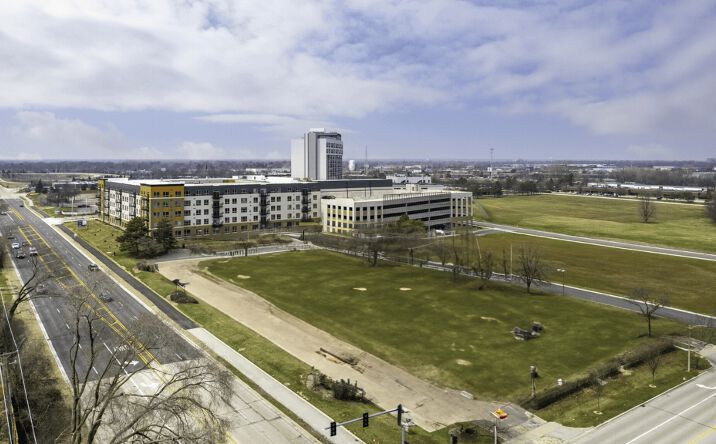 Pictures of Land property located at 3025 Salt Creek Ln, Arlington Heights, IL 60005 for sales - image #1