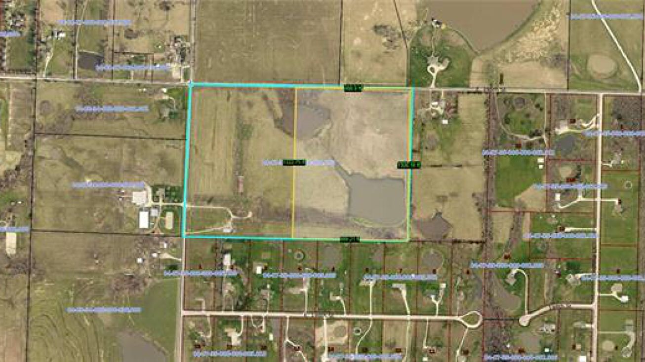 19615 S State Route J Highway, Peculiar, MO 64078