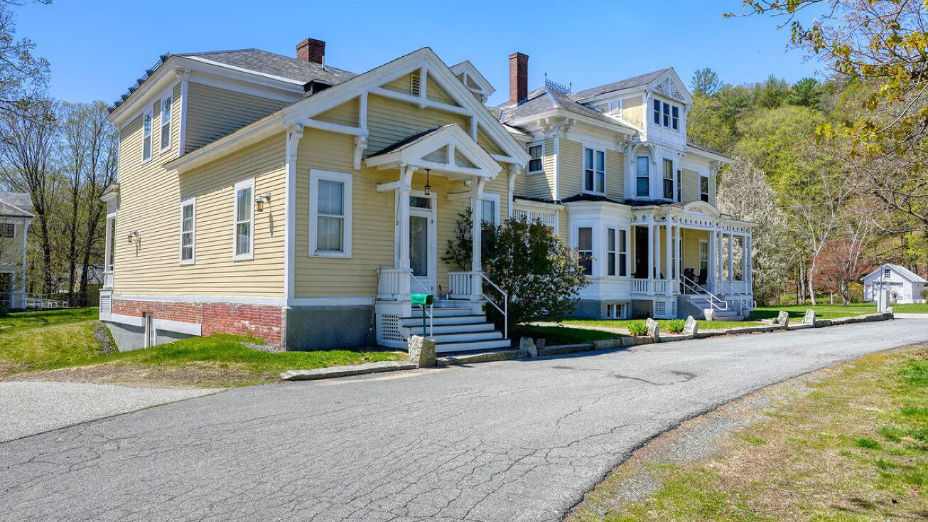 4 Common Rd, Walpole, NH 03608 Multifamily Property for Sale