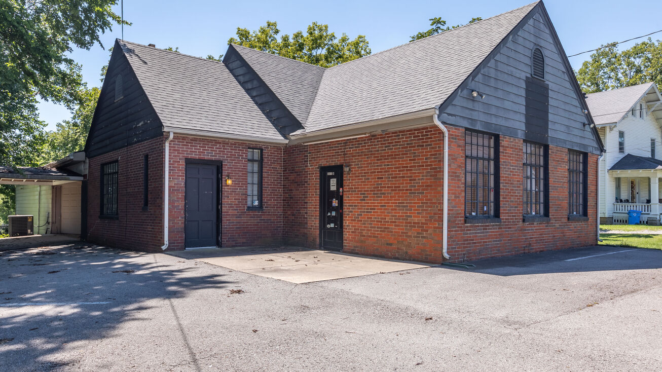 1210 W Lexington Ave, Winchester, KY 40391