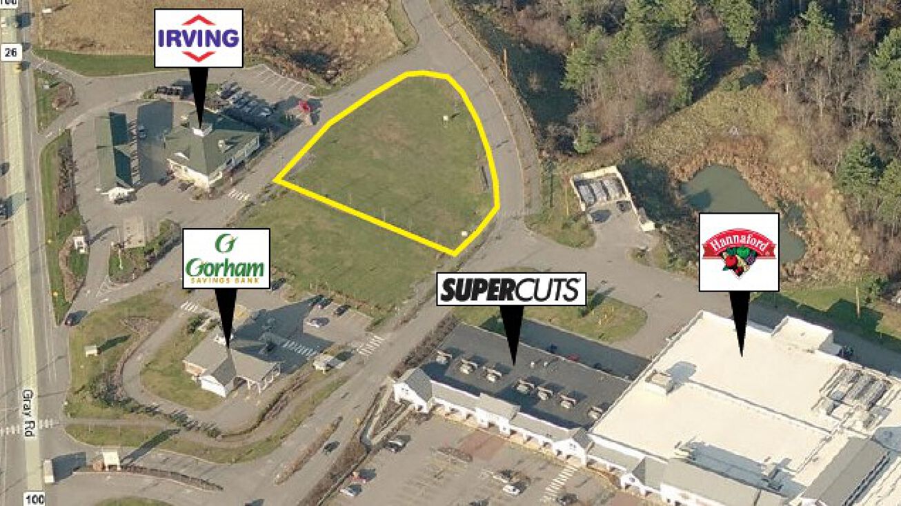 West Falmouth Crossing, Falmouth, ME 04105