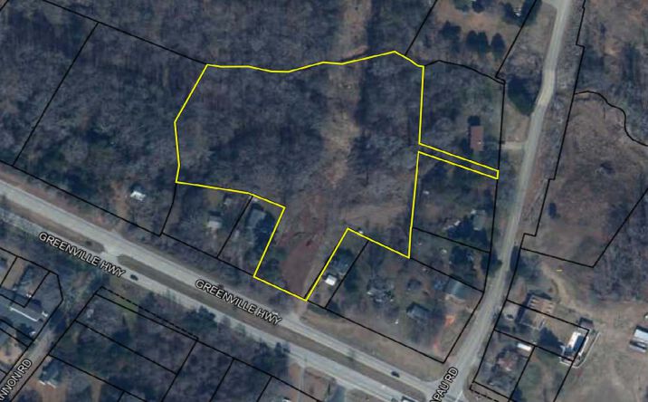 Pictures of Land property located at 10418 E Greenville Hwy, Wellford, SC 29385 for sales - image #1