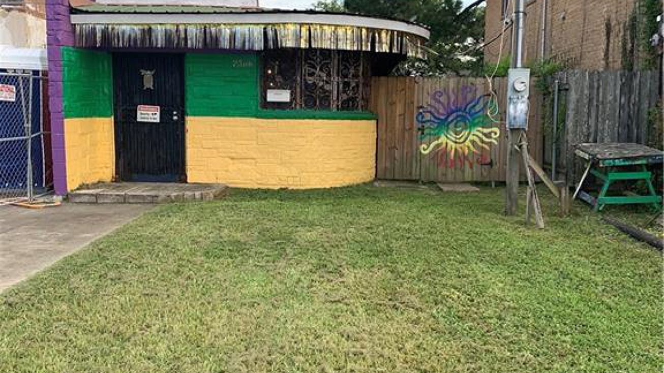 2366 Prentiss Ave, New Orleans, LA 70122 Retail Property for Sale
