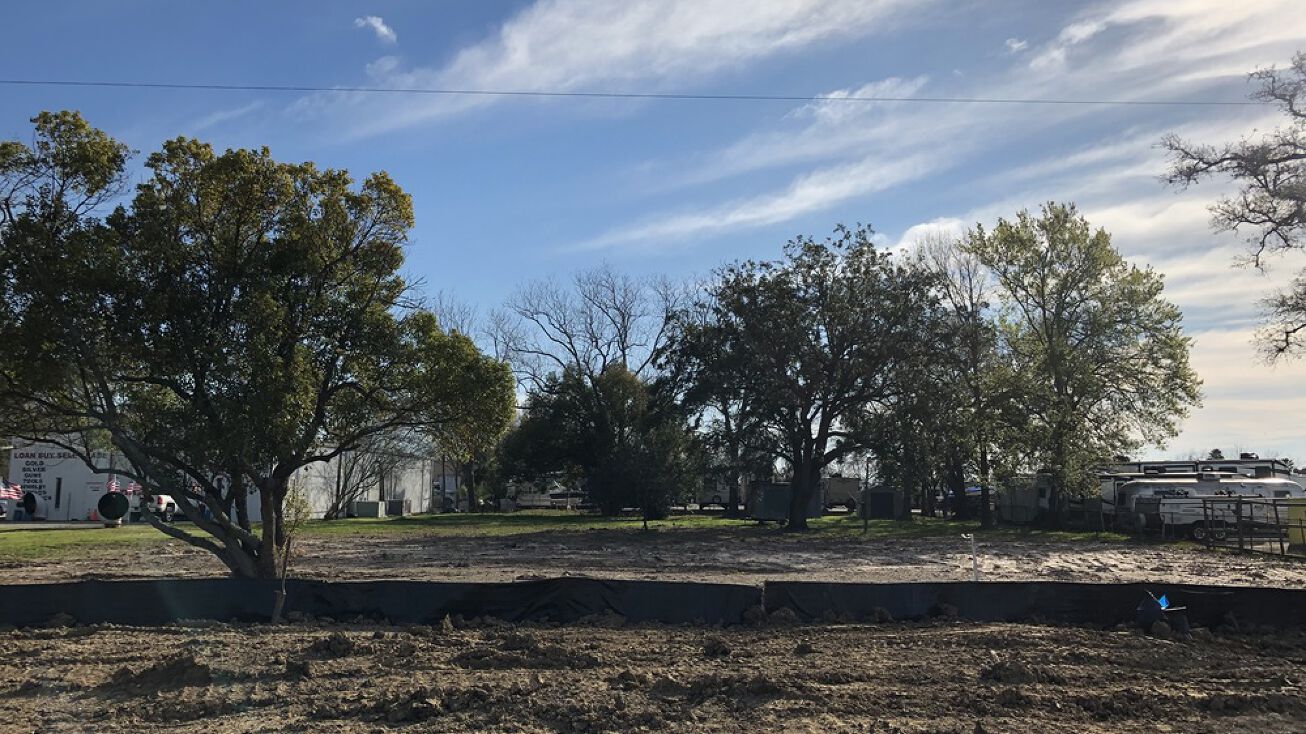 2818 Hwy 146, Seabrook, TX 77586