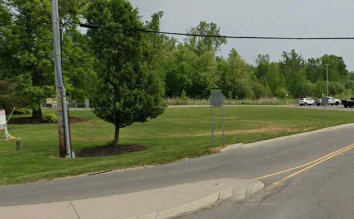 Pictures of Land property located at 3939 Niagara Falls Blvde, North Tonawanda, NY 14120 for sales - image #1