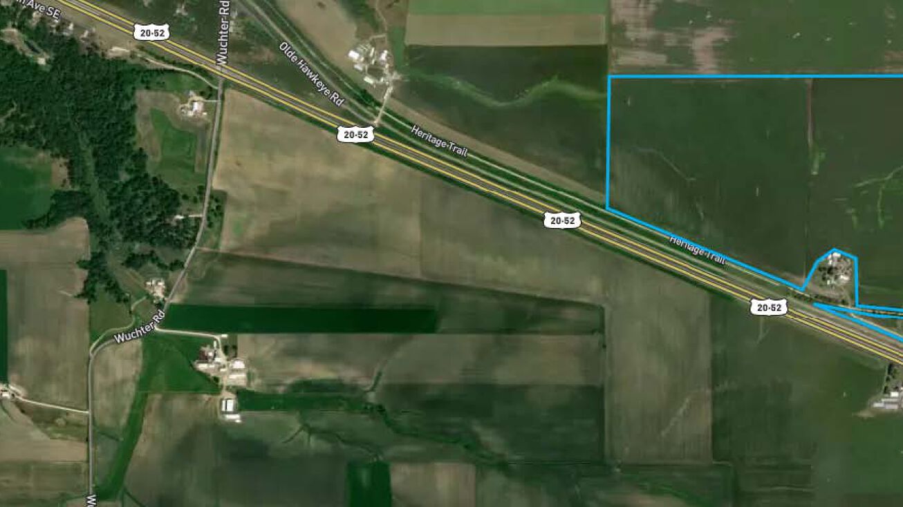 28779 Rte 20, Dyersville, IA 52040