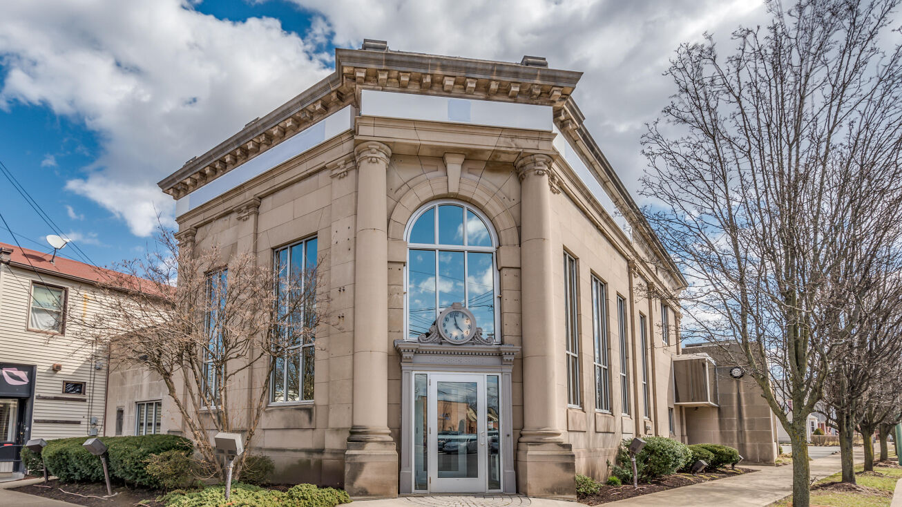 324 Wyoming Ave, Wyoming, PA 18644