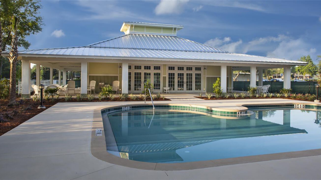 7300 Grove Rd, Brooksville, FL 34613