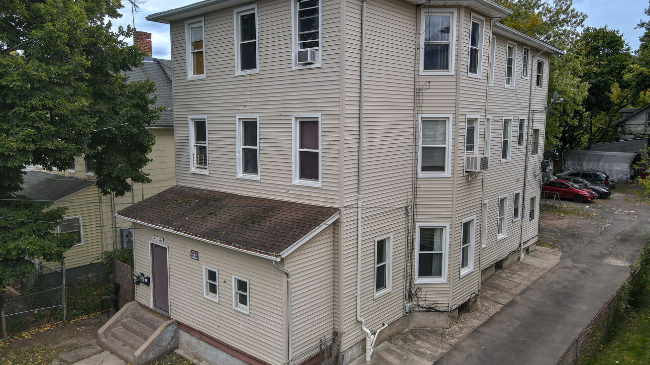 57 Elliott St, Hartford, CT 06114