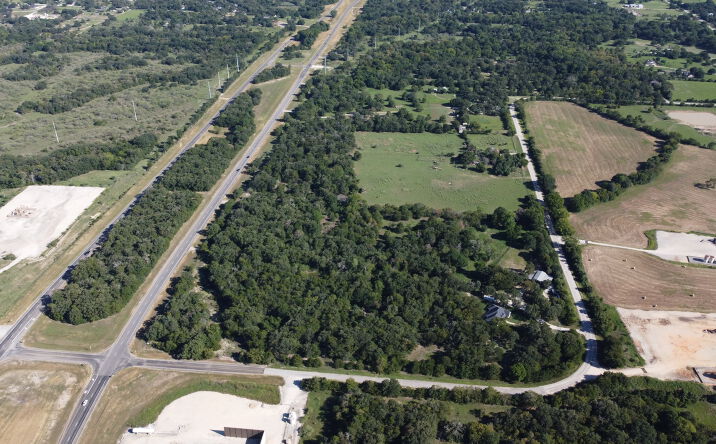 Pictures of Mixed Use property located at 4551 Silver Hill Rd, Bryan, TX 77807 for sales - image #1