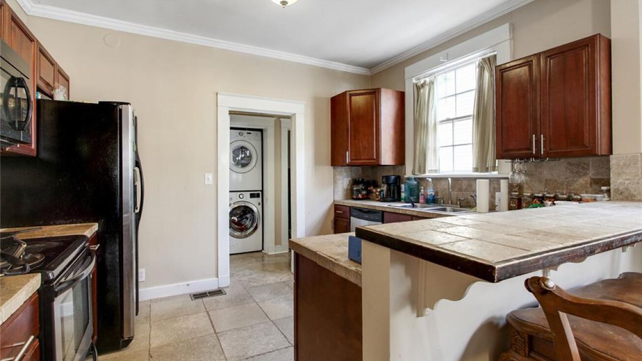 1434 Amelia St, New Orleans, LA 70115