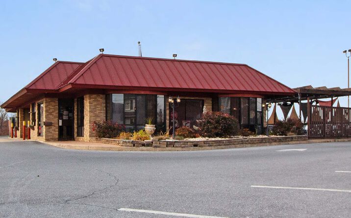 Pictures of Retail property located at 800 Lititz Pike, Lititz, PA 17543 for sales - image #1