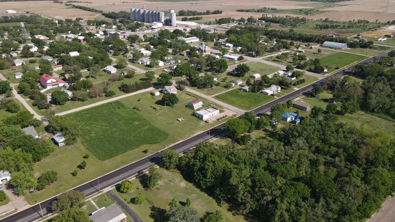 310 Elm St, Lebanon, KS 66952