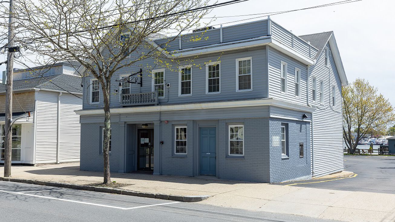 27 Brown St, North Kingstown, RI 02852 Mixed Use Property for Sale