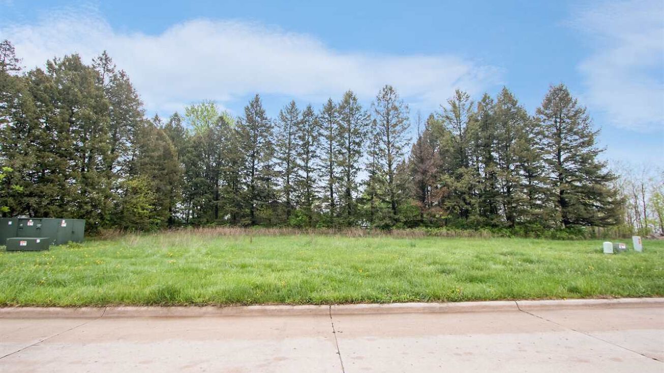 2964 Pine Hill Trce, Coralville, IA 52241 Land for Sale 2964 Pine Hill Trce
