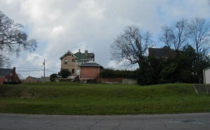 Pictures of Land property located at 0000 Cor. of 21st Ave & 12th St., Meridian, MS 39301 for sales - image #1