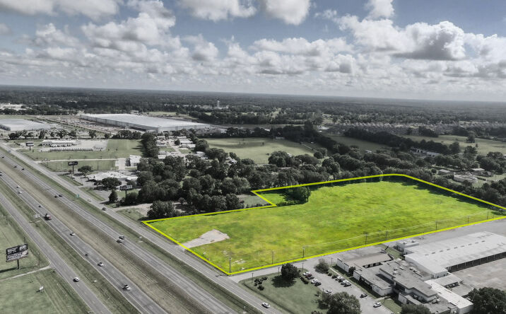 Pictures of Land property located at 3450 NE Evangeline Trwy, Lot 3, Carencro, LA 70520 for sales - image #1