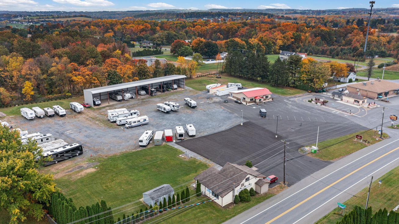 279 W Moorestown Rd, Wind Gap, PA 18091