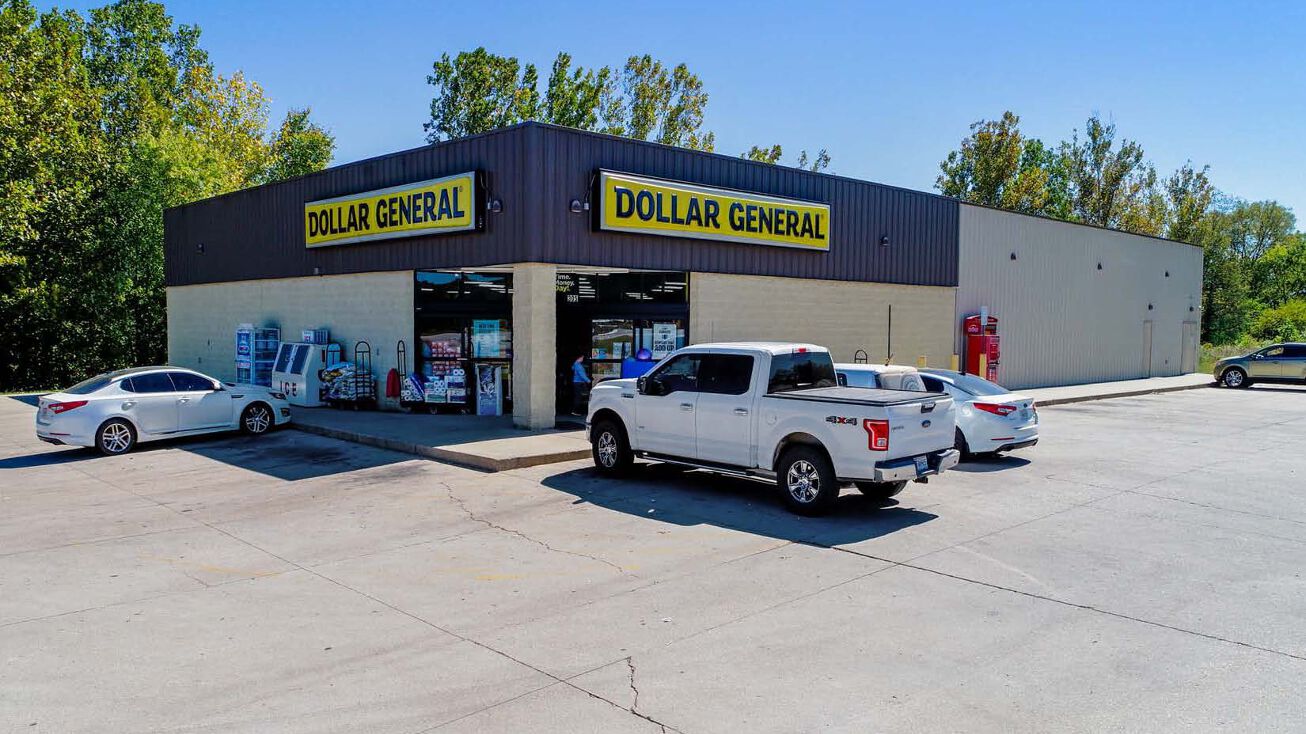 305 Ozark St, Birch Tree, MO 65438