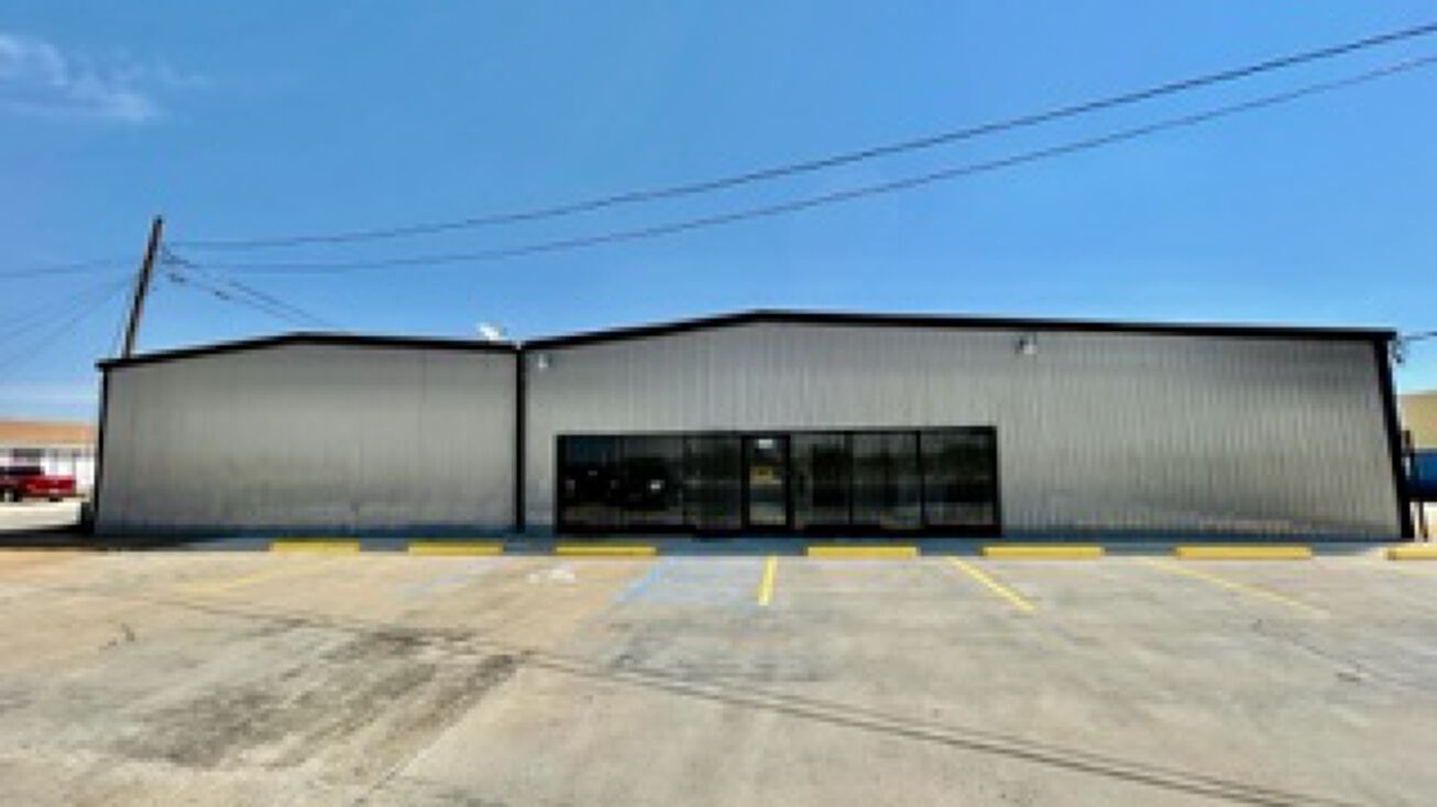 5820 N County Rd W, Odessa, TX 79764