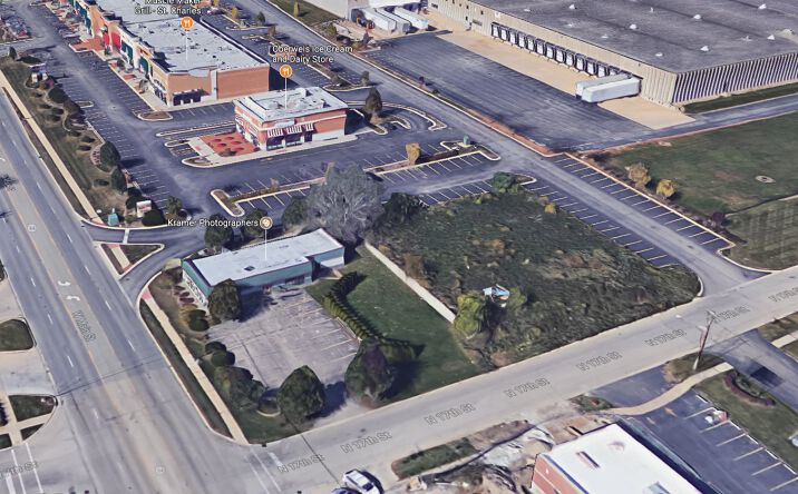 Pictures of Land property located at 1720 W Main St, St. Charles, IL 60174 for sales - image #1