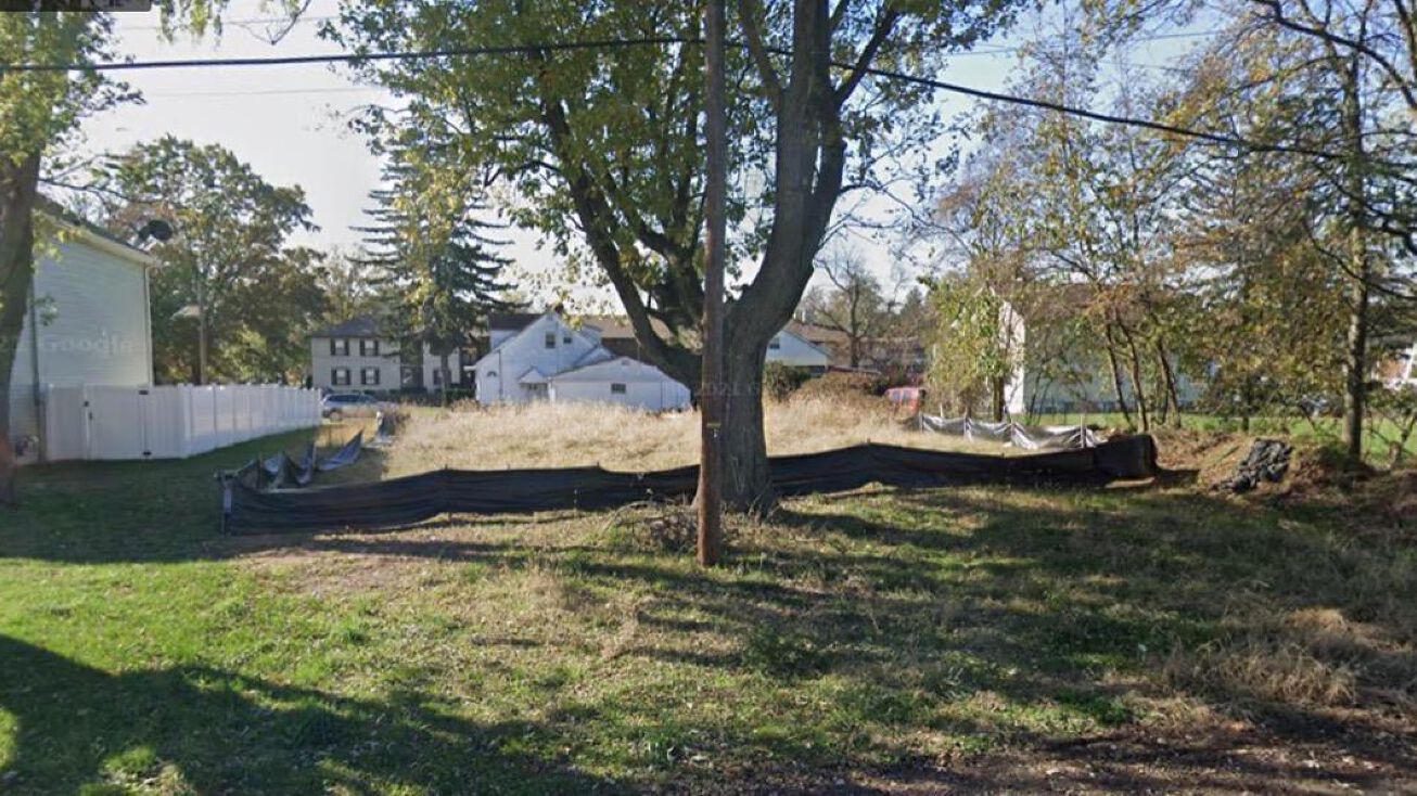 111 Grove Avenue, Middlesex, NJ 08846