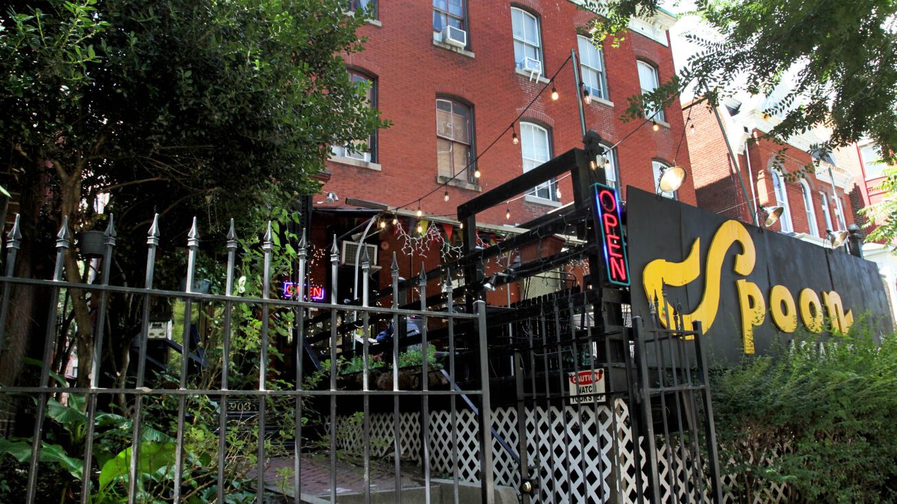 903 W Grace St, Richmond, VA 23220 Mixed Use Property for Sale Multi Family with Restaurant