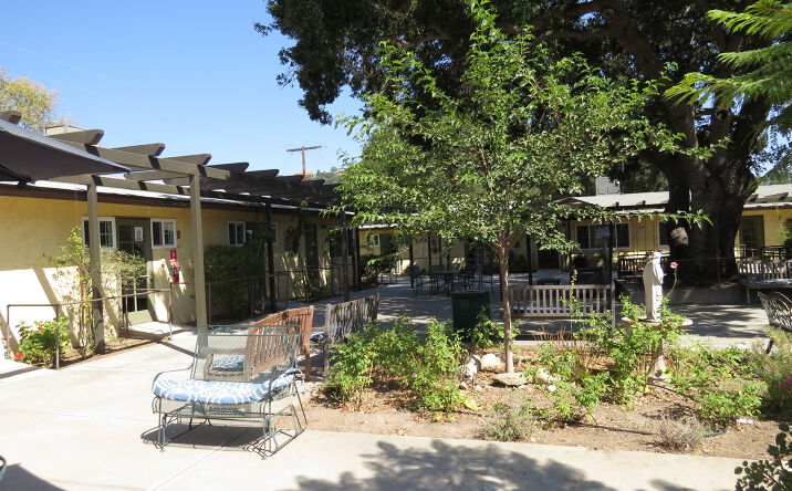 Pictures of Senior Living property located at 907 El Centro St, Ojai, CA 93023 for sales - image #1