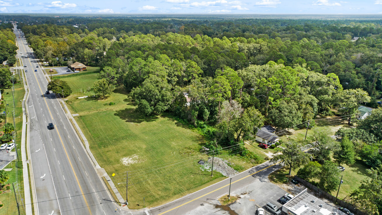 618 Elma G Miles Pkwy, Hinesville, GA 31313