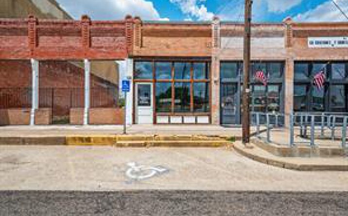 Pictures of Retail property located at 107 N Main, Milford, TX 76670 for sales - image #1