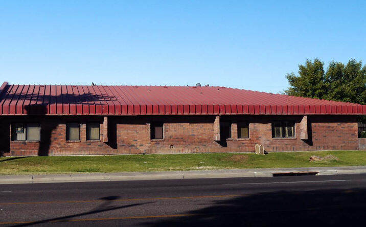 Pictures of Office property located at 8618 N 35th Ave, Phoenix, AZ 85051 for comps - image #1