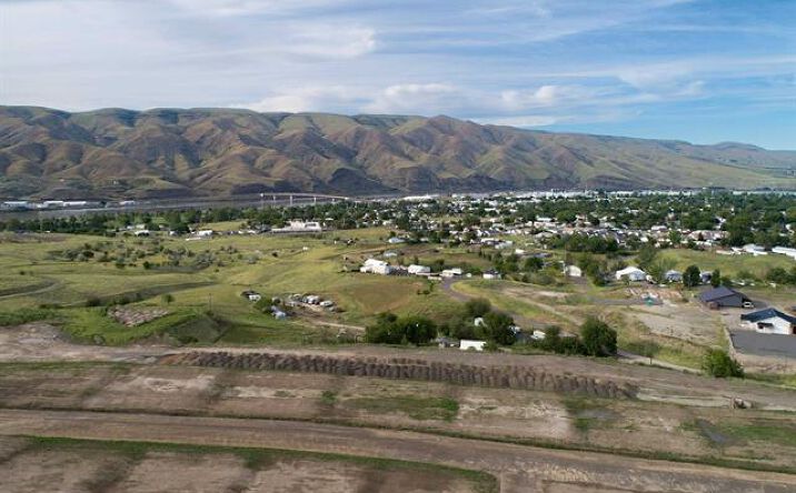 Pictures of Land property located at 1701 Bennett Hill Dr, Clarkston, WA 99403 for sales - image #1
