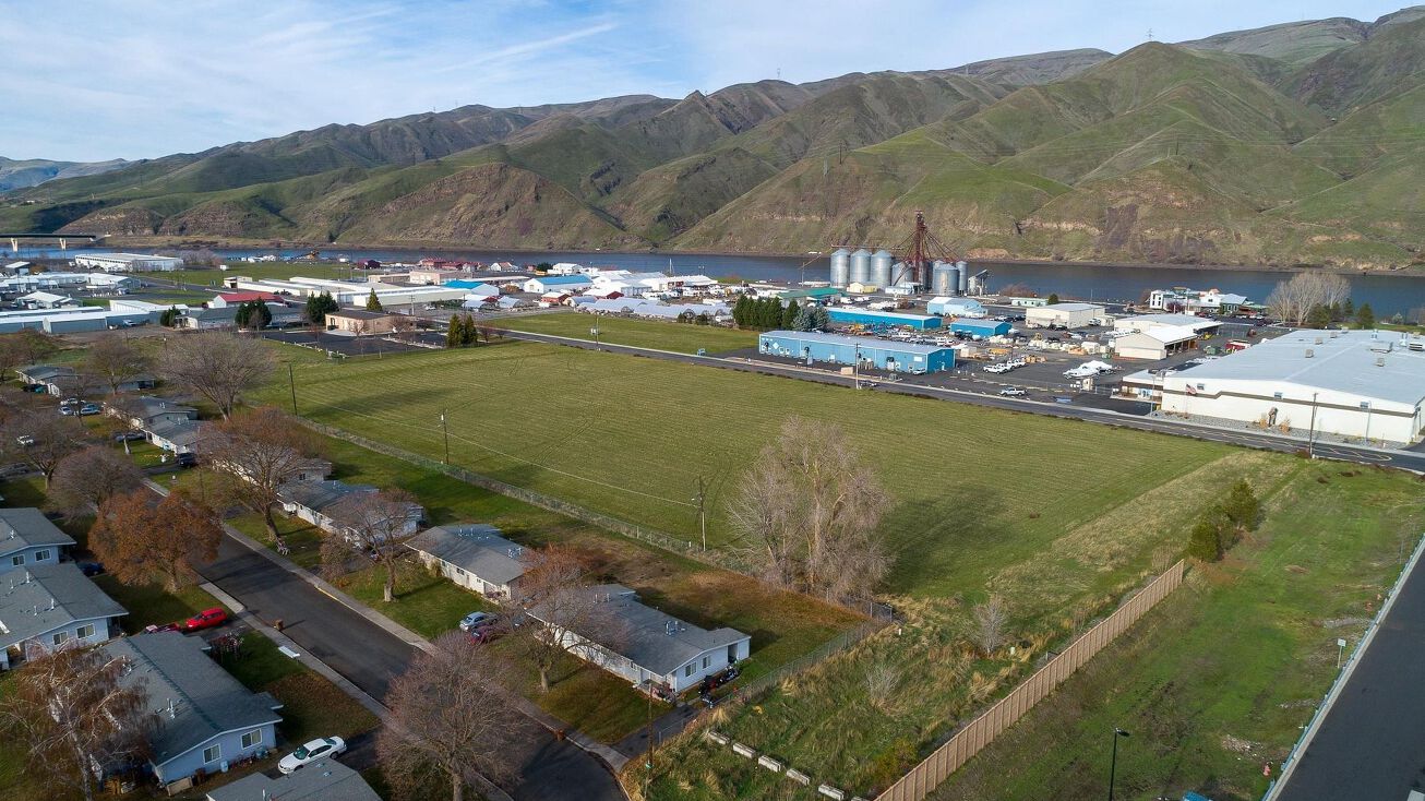 500 Port Dr, Clarkston, WA 99403