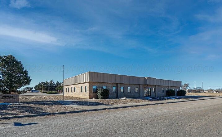 Pictures of Office property located at 1901 W Carter St, Pampa, TX 79065 for sales - image #1