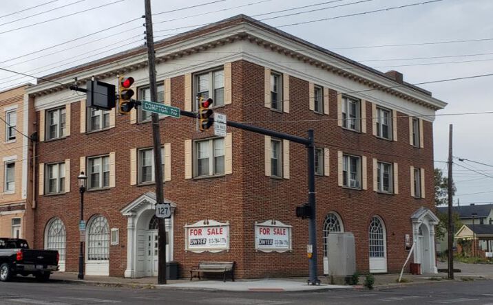 Pictures of Retail, Multifamily, Office, Mixed Use property located at 7521 Hamilton Ave, Mount Healthy, OH 45231 for comps - image #1