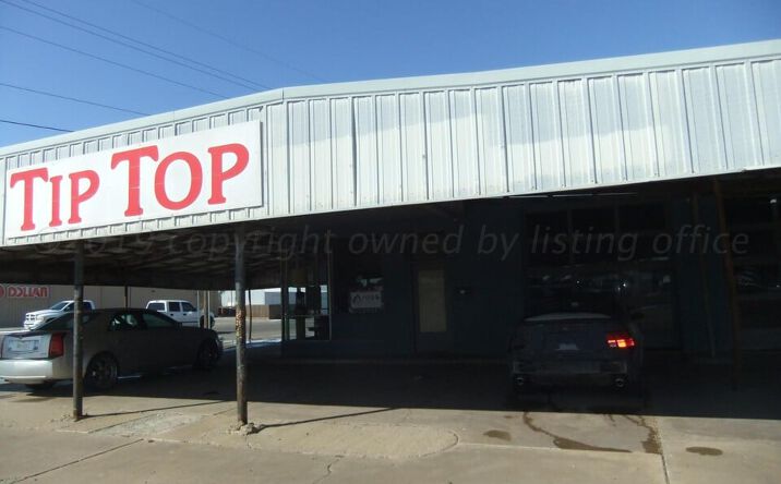 Pictures of Retail property located at 848 W Brown St, Pampa, TX 79065 for sales - image #1