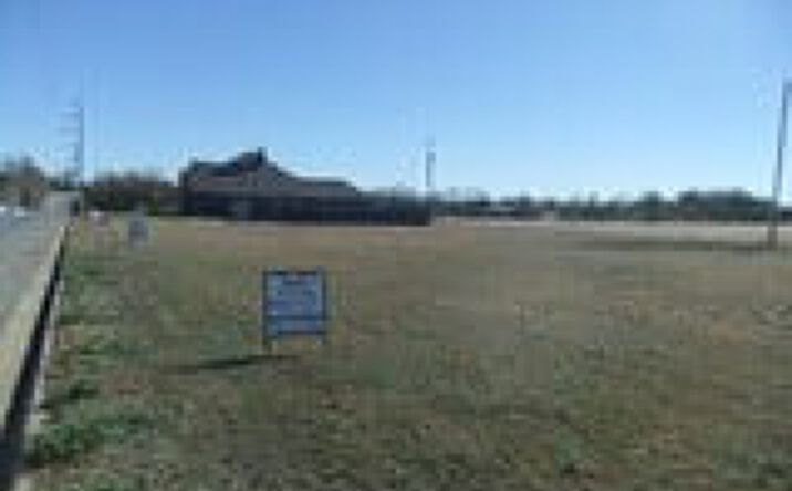 Pictures of Land property located at 1704 E Harvester Ave, Pampa, TX 79065 for sales - image #1