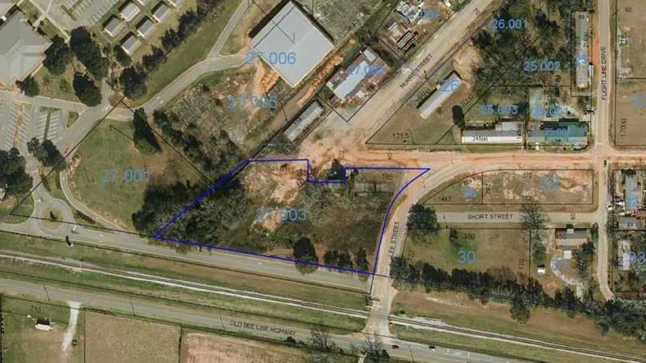 Lee St, Napier Field, AL 36303