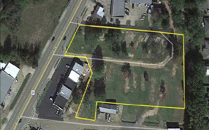 Pictures of Land property located at Hwy 51 and Moore Street, Ridgeland, MS 39157 for sales - image #1