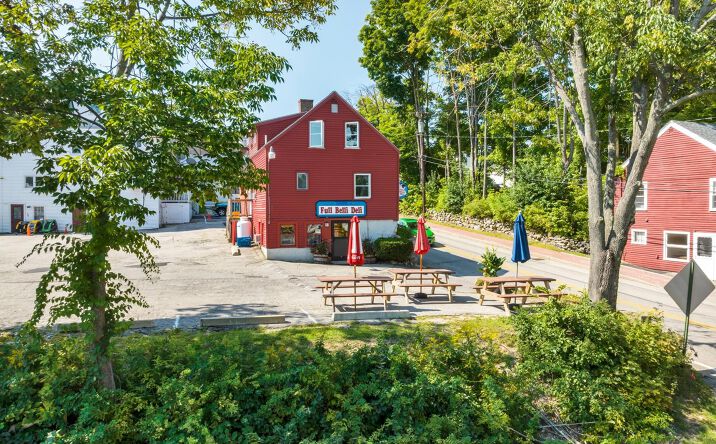 image of property at 15 MILL ST Center Conway NH 03813