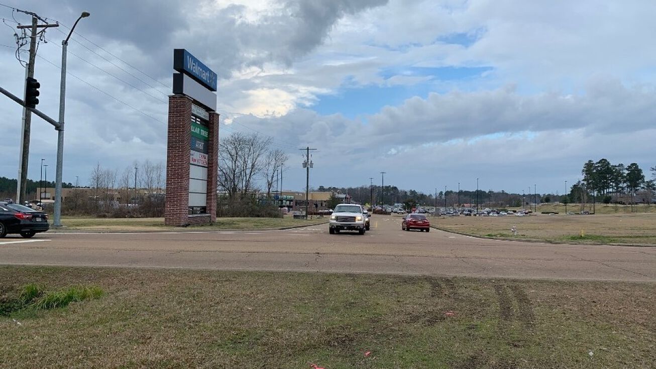 5820 Terry Rd, Byram, MS 39272