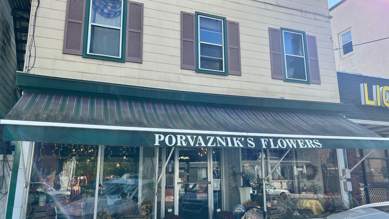 42 W Ridge St, Lansford, PA 18232 Retail Property for Sale 42 W