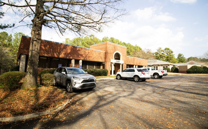 Pictures of Office property located at 2189 Parkway Lake Dr, Hoover, AL 35244 for sales - image #1